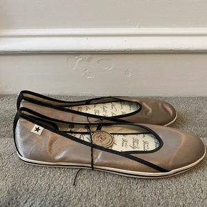 Converse One Star Size 10. NWT